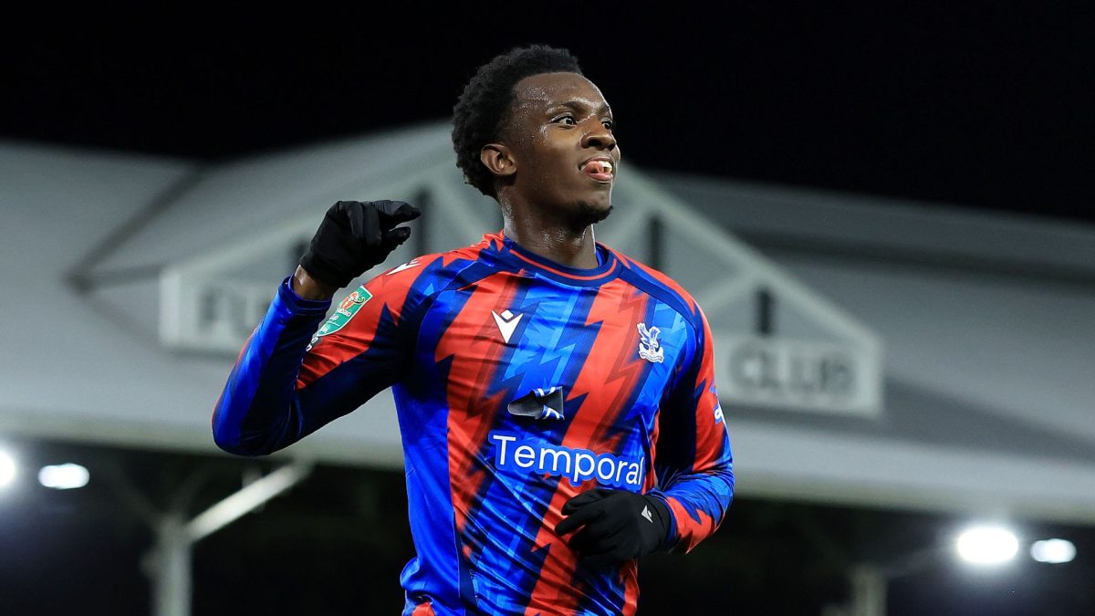 Eddie Nketiah celebra el gol de Crystal Palace ante Fulham en la Carabao Cup