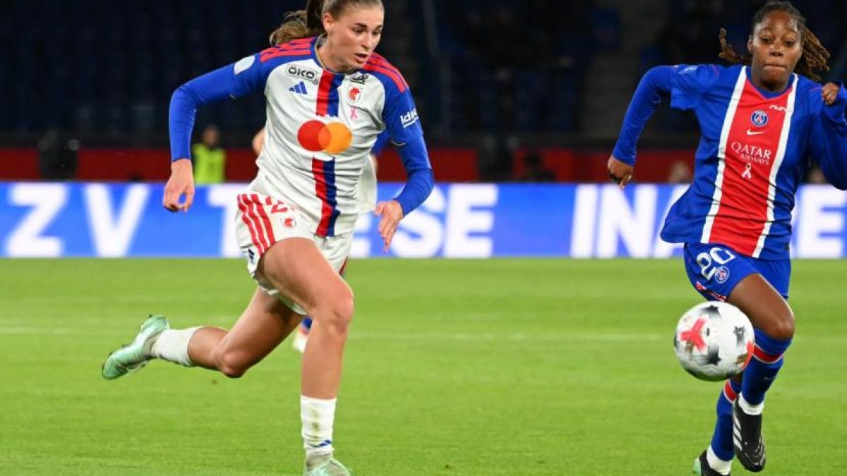 Jule Brand con la indumentaria del OL Lyonnes